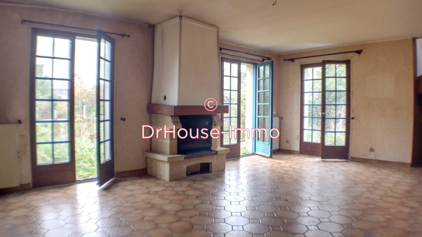 Maison 3 pièces de 69 m² - Chelles (77500)