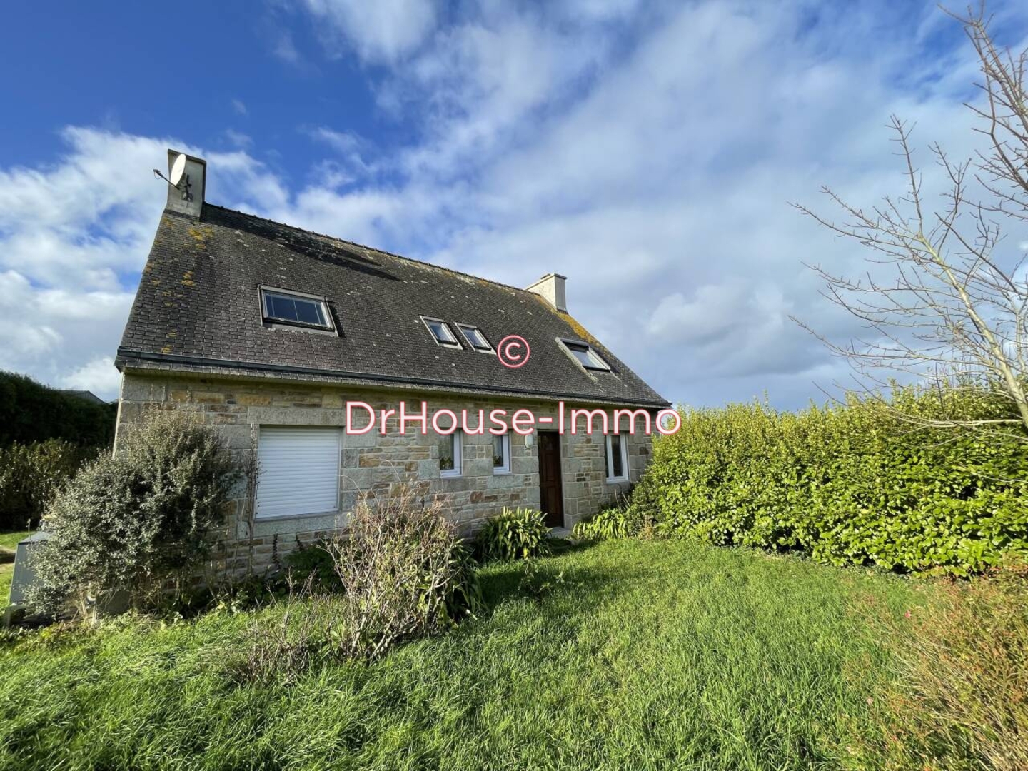 Maison 6 pièces de 135 m² - Brignogan-plages (29890)