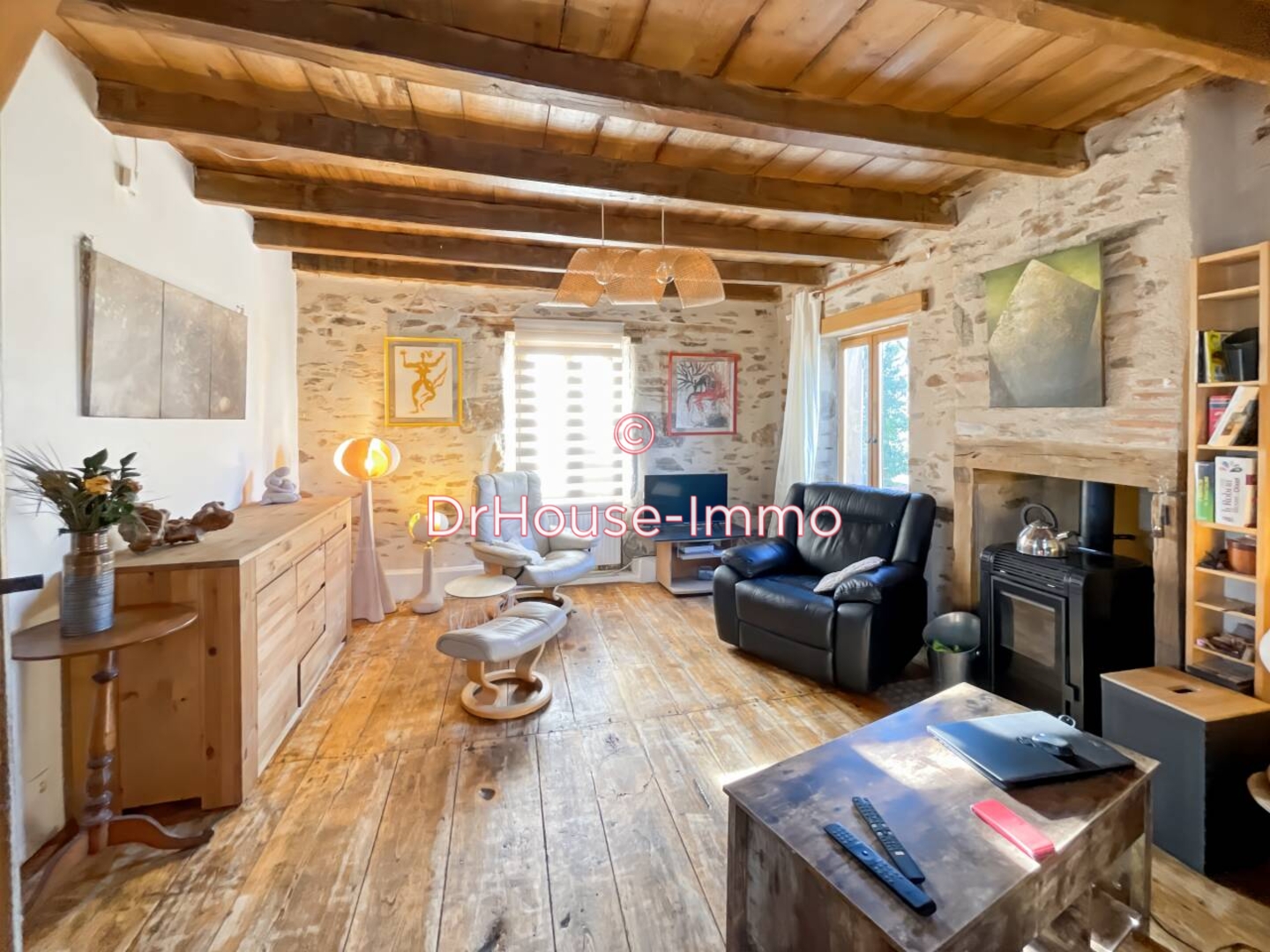 Maison 11 pièces de 195 m² - Frayssinhes (46400)