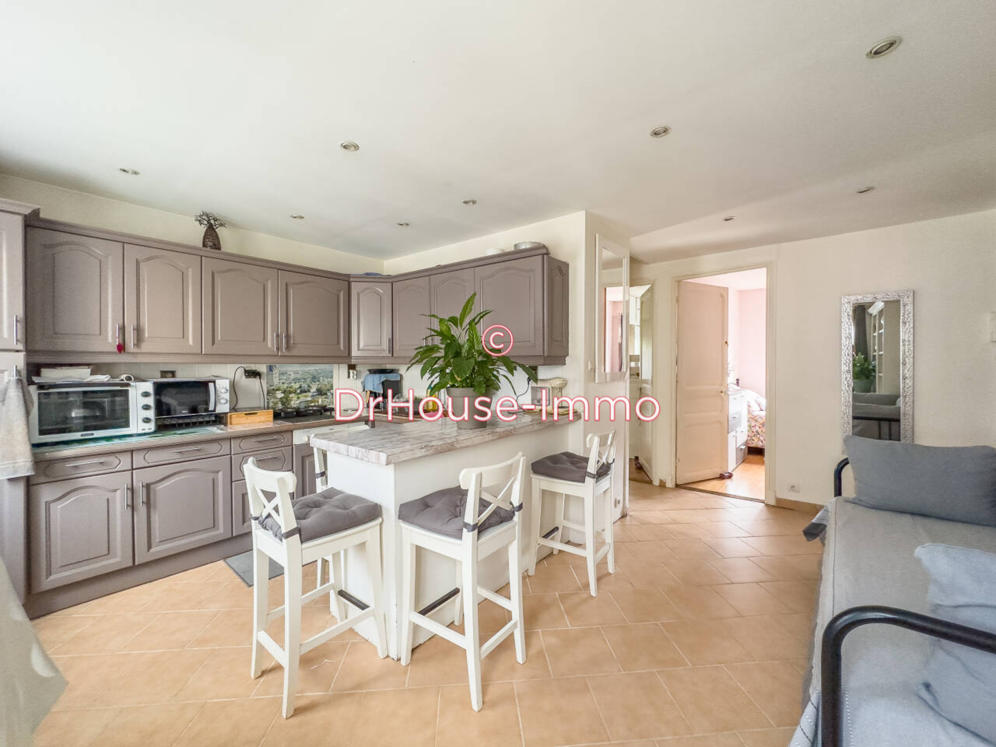 Appartement 3 pièces de 40 m² - Nice (06300)