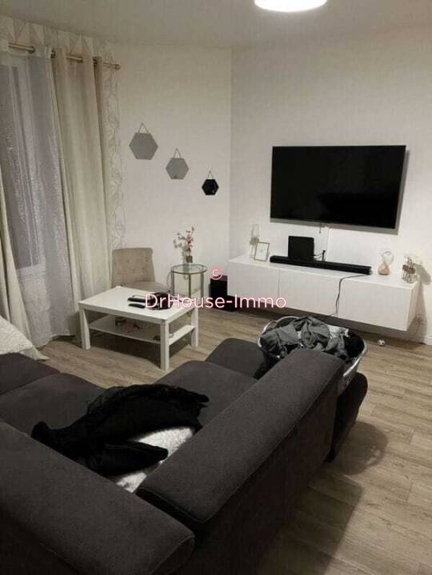 Appartement 2 pièces de 42 m² - Pavillons-sous-Bois (93320)
