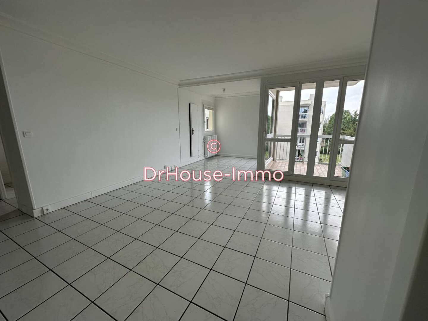 Appartement 4 pièces de 77 m² - Mantes-la-Jolie (78200)