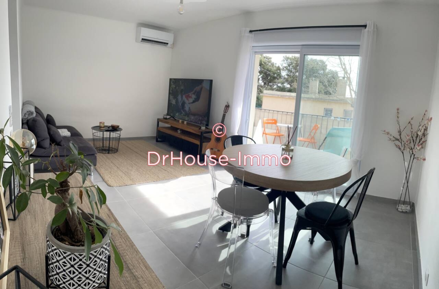 Appartement 3 pièces de 65 m² - Le Rove (13740)