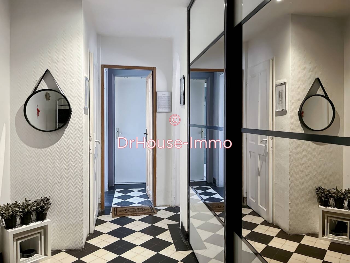 Appartement 4 pièces de 140 m² - Valenciennes (59300)