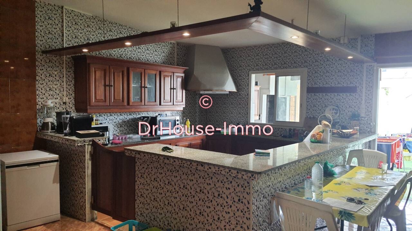 Maison 4 pièces de 100 m² - Saint-Louis (97450)