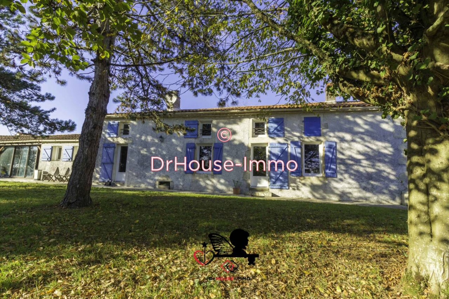 Maison 6 pièces de 221 m² - Mouzeuil-Saint-Martin (85370)