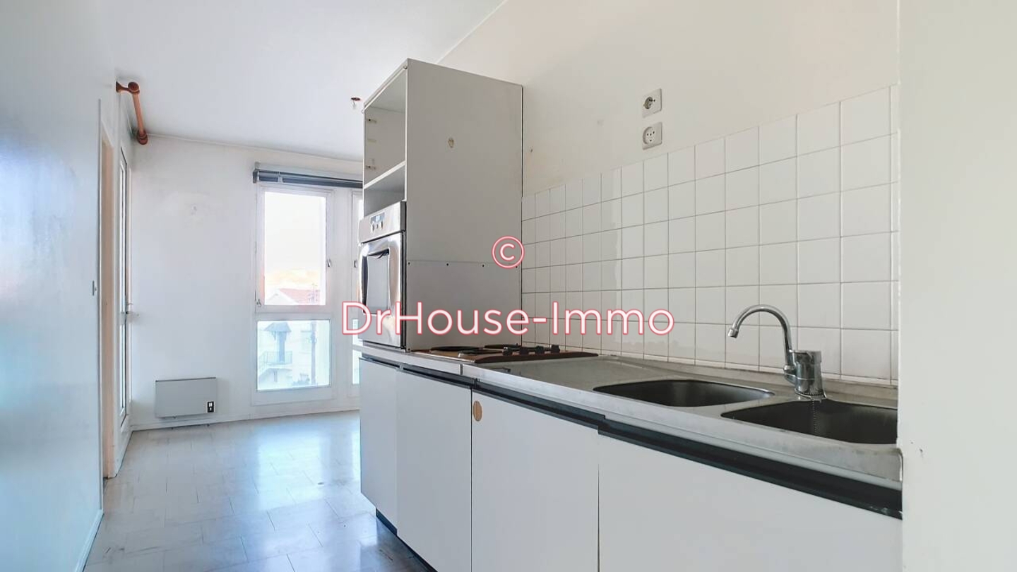 Appartement 3 pièces de 70 m² - Périgueux (24000)