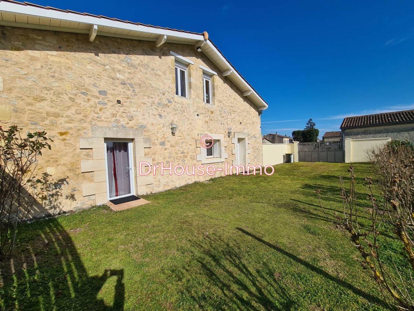 Maison 7 pièces de 155 m² - Lamarque (33460)
