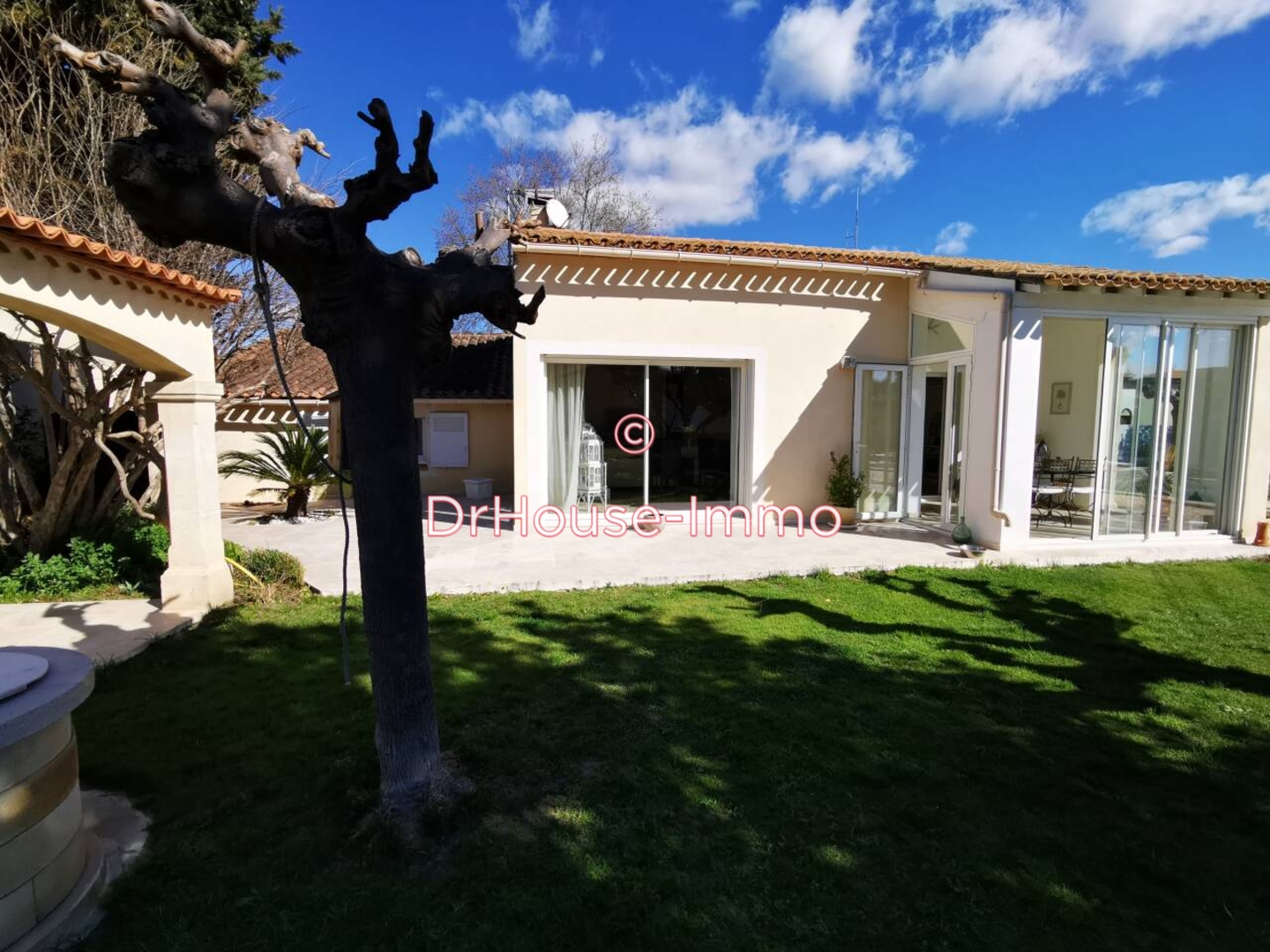 Maison 6 pièces de 155 m² - Aigues-Mortes (30220)