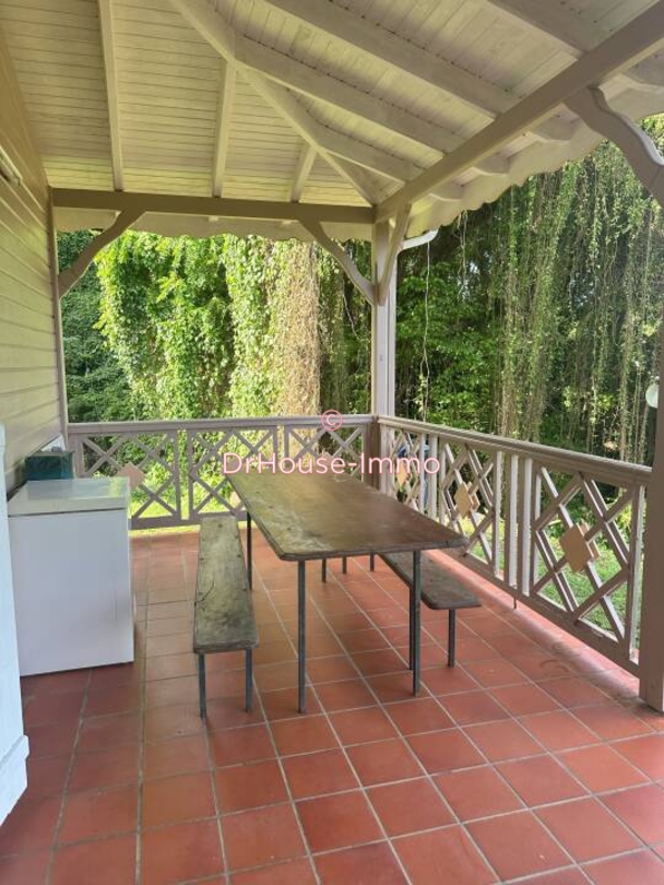 Maison 6 pièces de 130 m² - Trinité (97220)