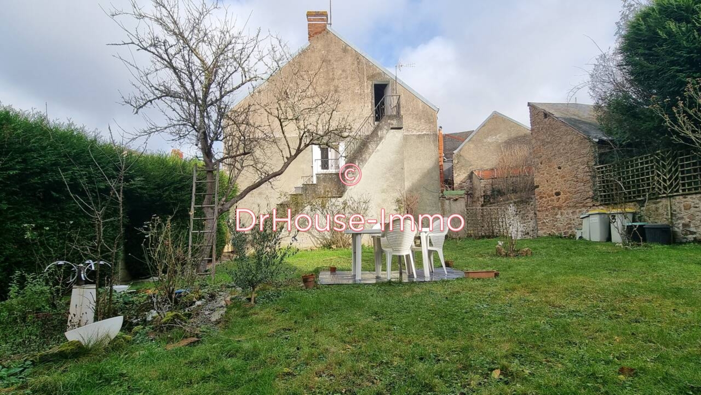 Maison 7 pièces de 137 m² - Lourdoueix-Saint-Michel (36140)