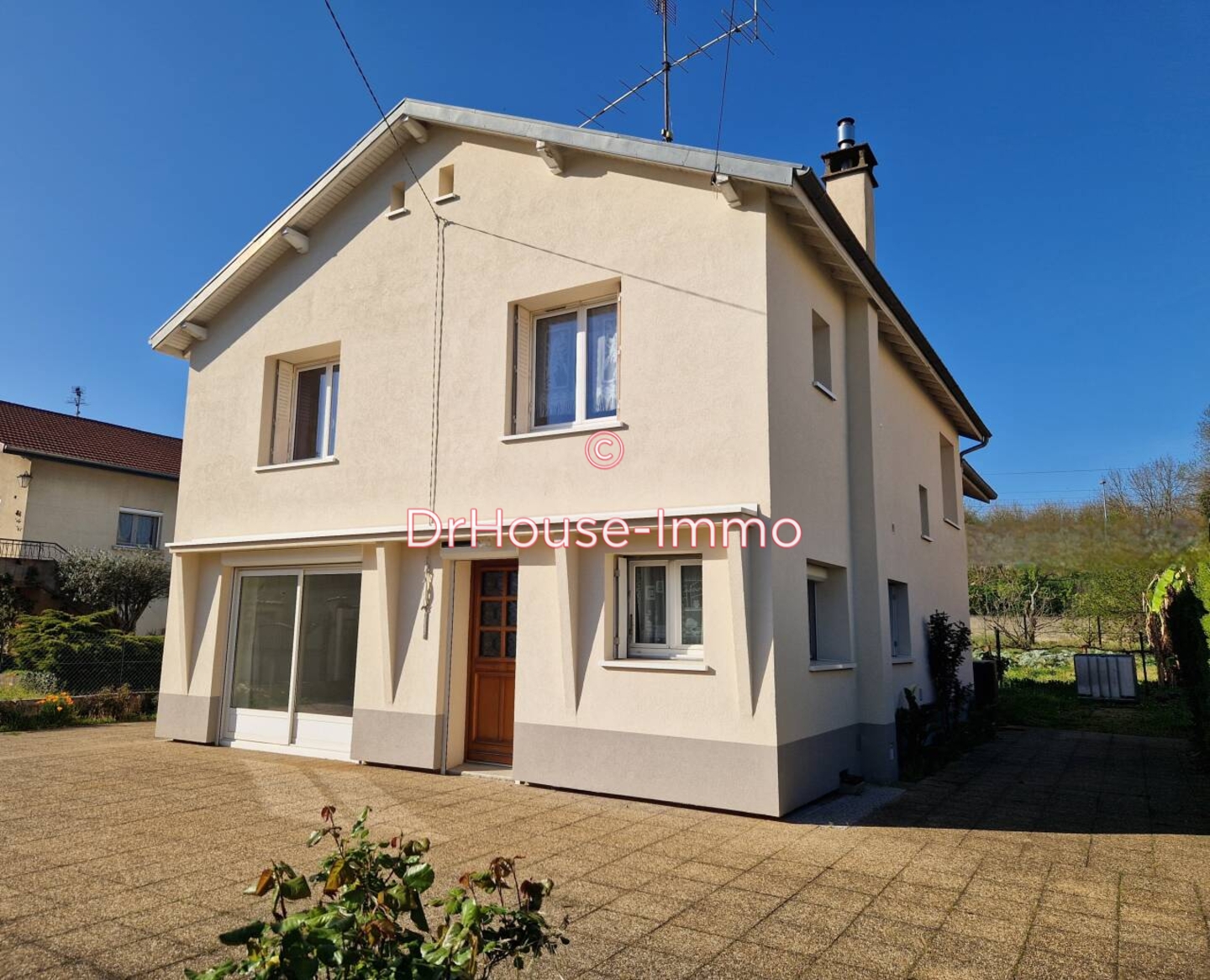 Maison 6 pièces de 142 m² - Saint-Hilaire-du-Rosier (38840)
