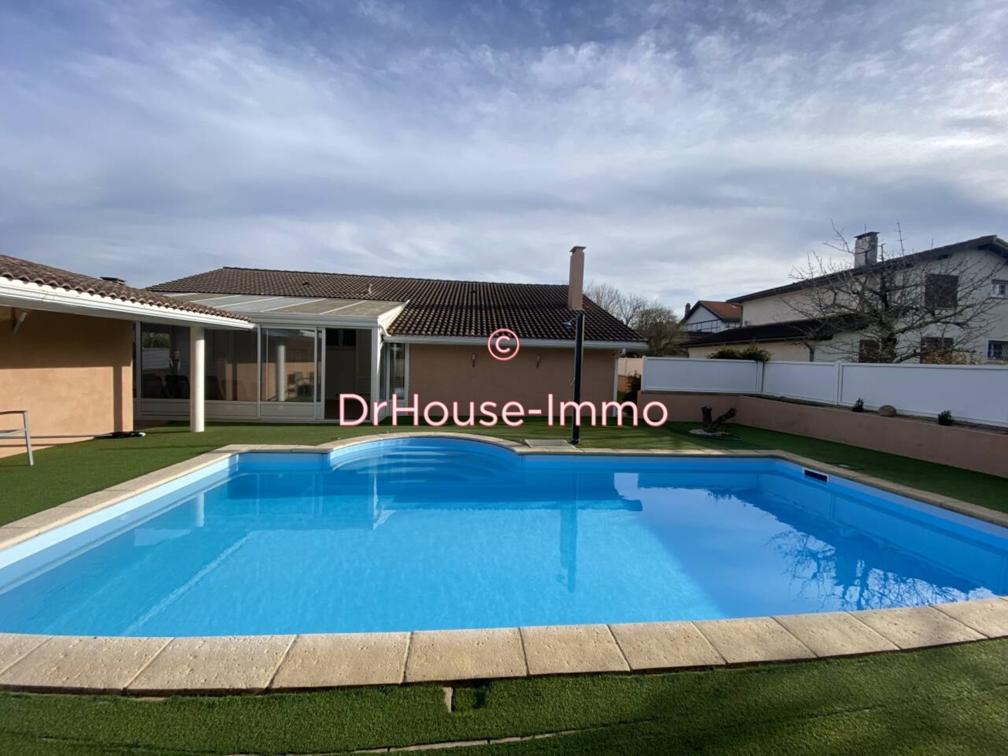 Maison 6 pièces de 142 m² - Lormont (33310)