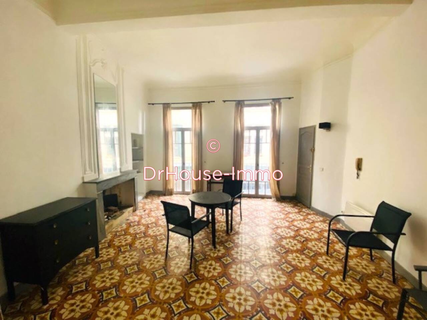 Appartement 2 pièces de 44 m² - Uzès (30700)