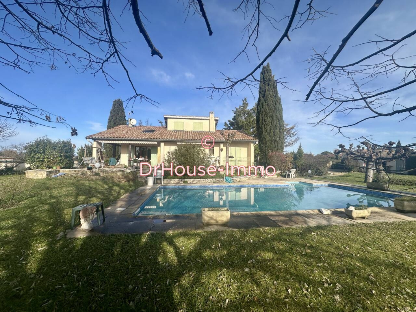 Maison 6 pièces de 140 m² - Malissard (26120)