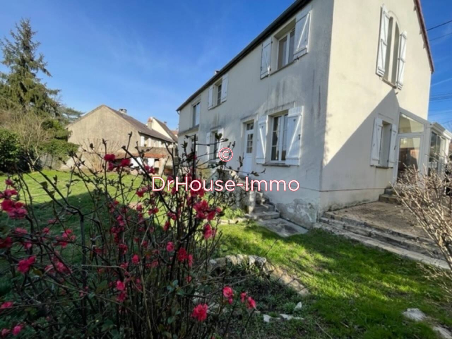 Maison 8 pièces de 200 m² - Bourron-Marlotte (77780)