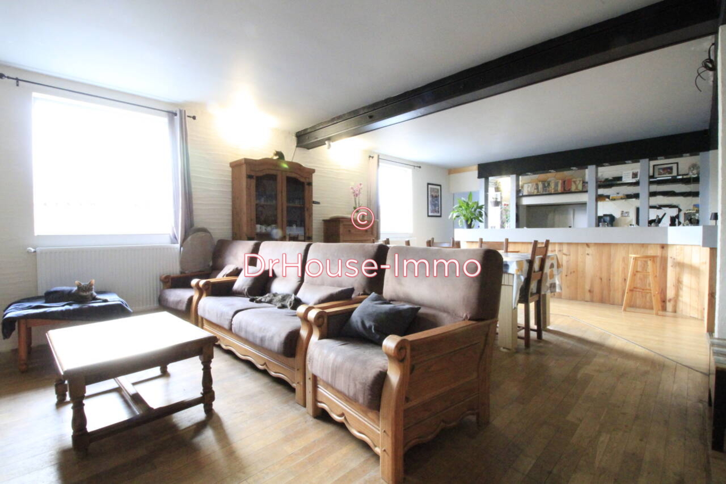 Maison 10 pièces de 290 m² - Le Neubourg (27110)