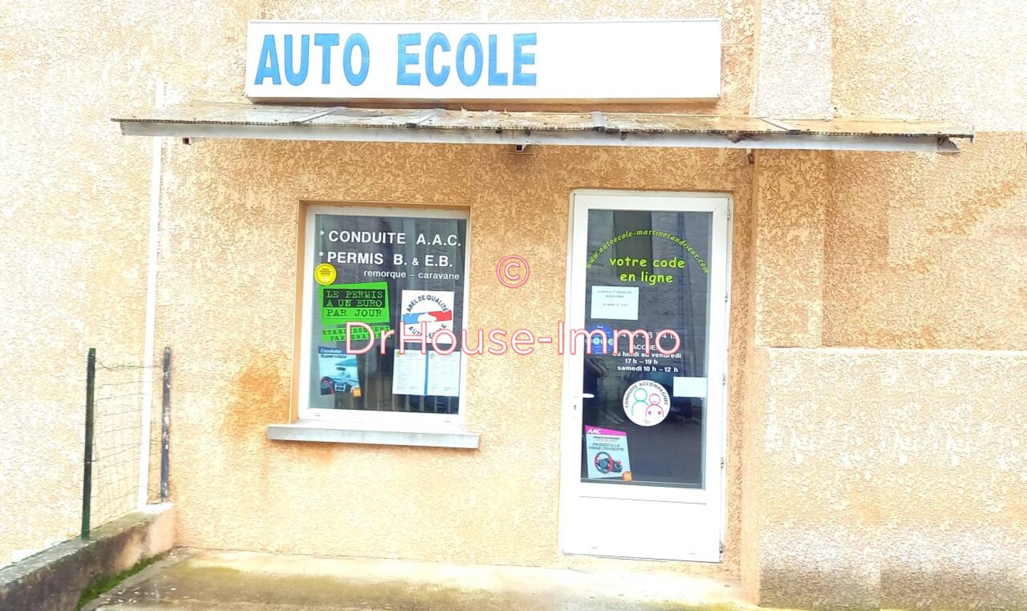 Commerce 2 pièces de 50 m² - Bourgoin-Jallieu (38300)