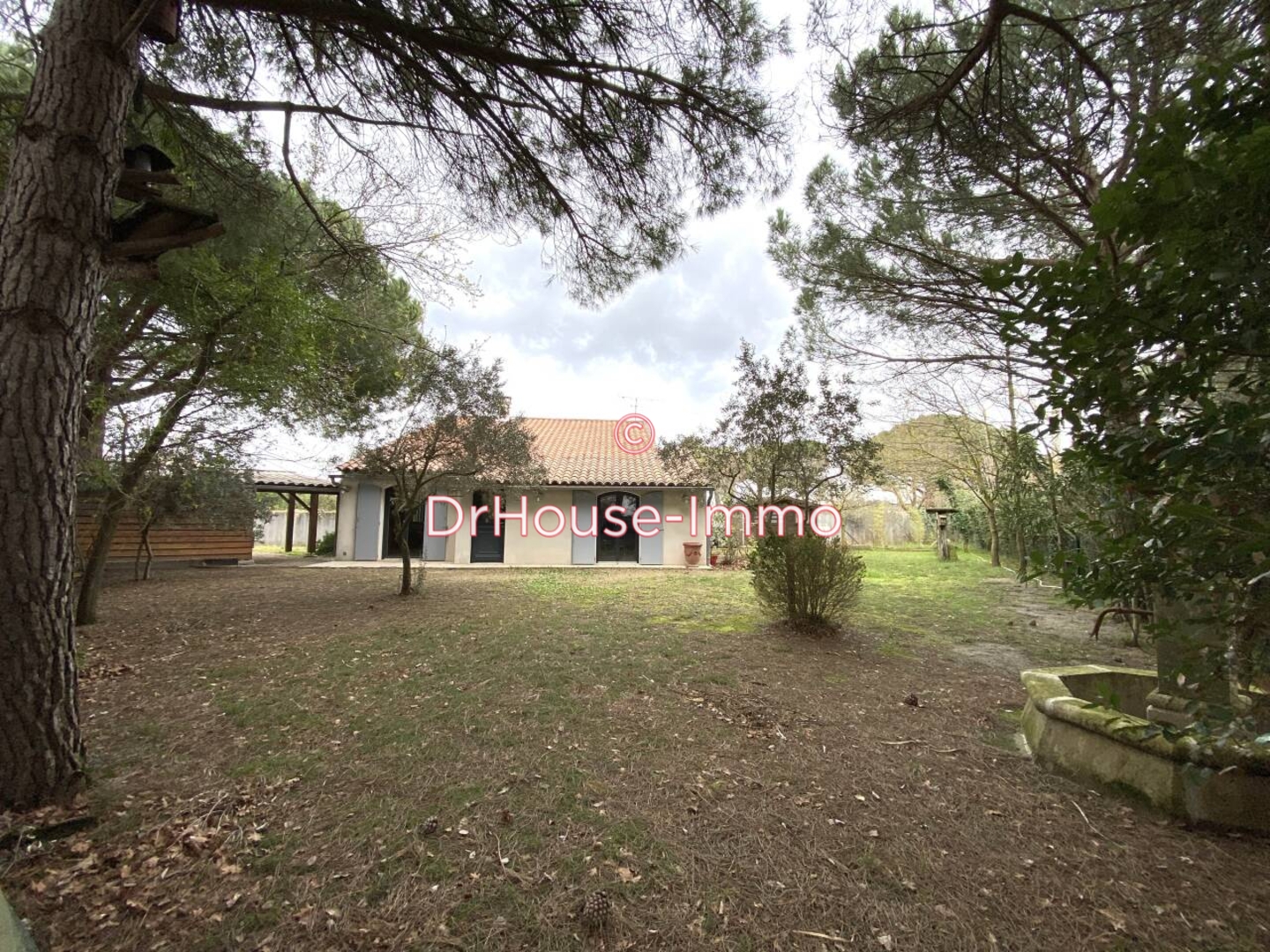 Maison 4 pièces de 103 m² - Saintes-Maries-de-la-Mer (13460)