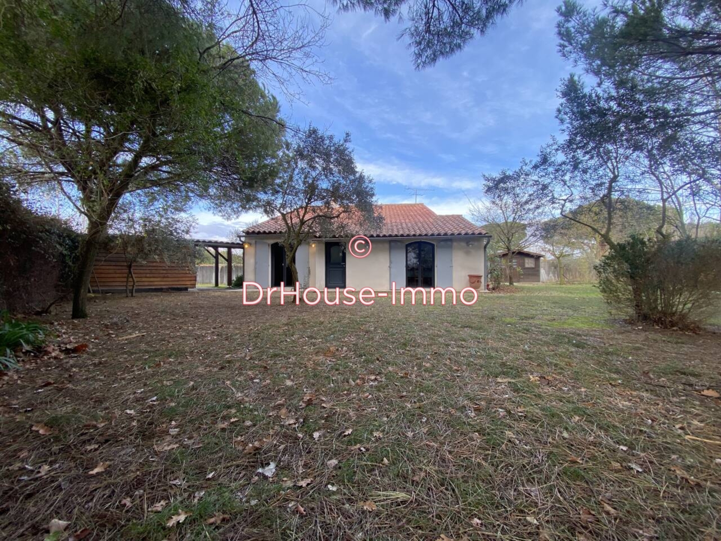 Maison 4 pièces de 103 m² - Saintes-Maries-de-la-Mer (13460)