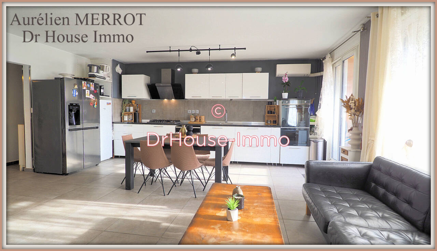 Appartement 5 pièces de 104 m² - Vitrolles (13127)