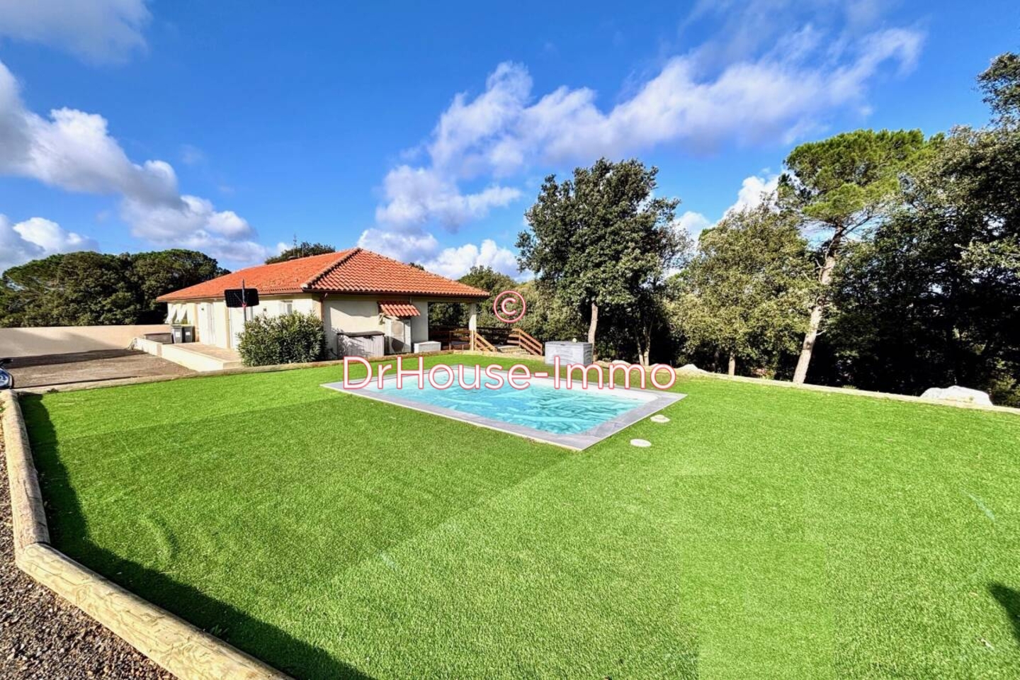 Maison 7 pièces de 158 m² - Palaja (11570)