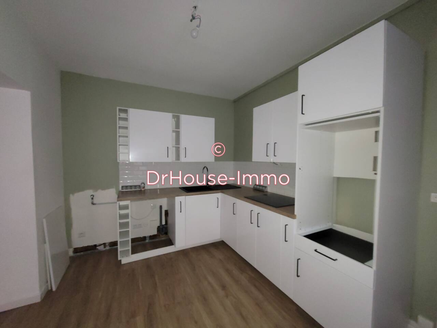 Appartement 4 pièces de 81 m² - Reims (51100)