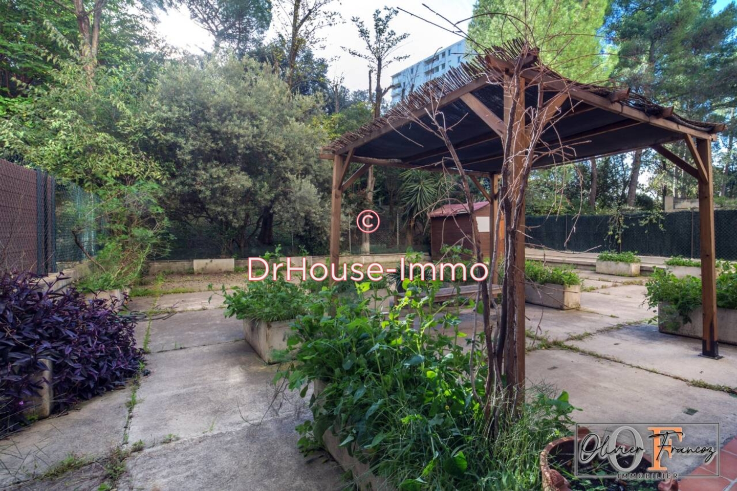 Appartement 4 pièces de 80 m² - Marseille (13011)