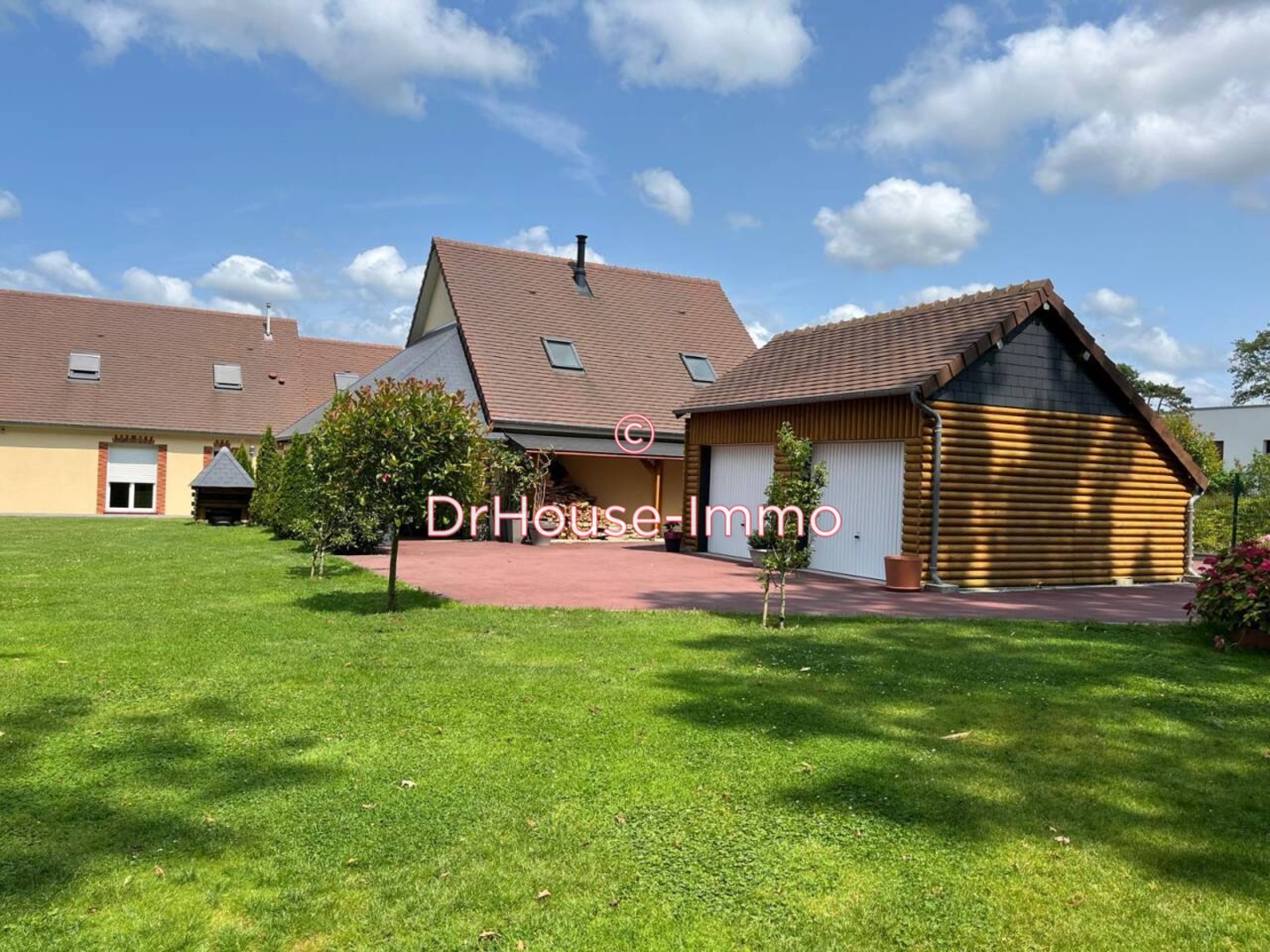 Maison 7 pièces de 240 m² - Cabourg (14390)