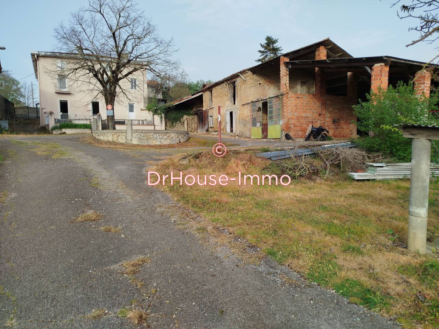 Maison 6 pièces de 120 m² - Arvigna (09100)