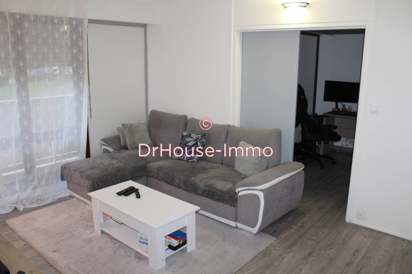 Appartement 2 pièces de 50 m² - Angoulême (16000)