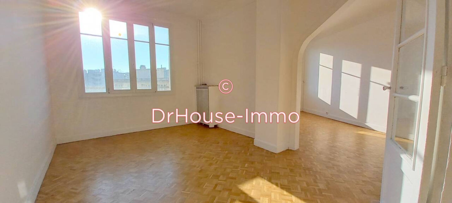 Appartement 3 pièces de 60 m² - Paris (75019)