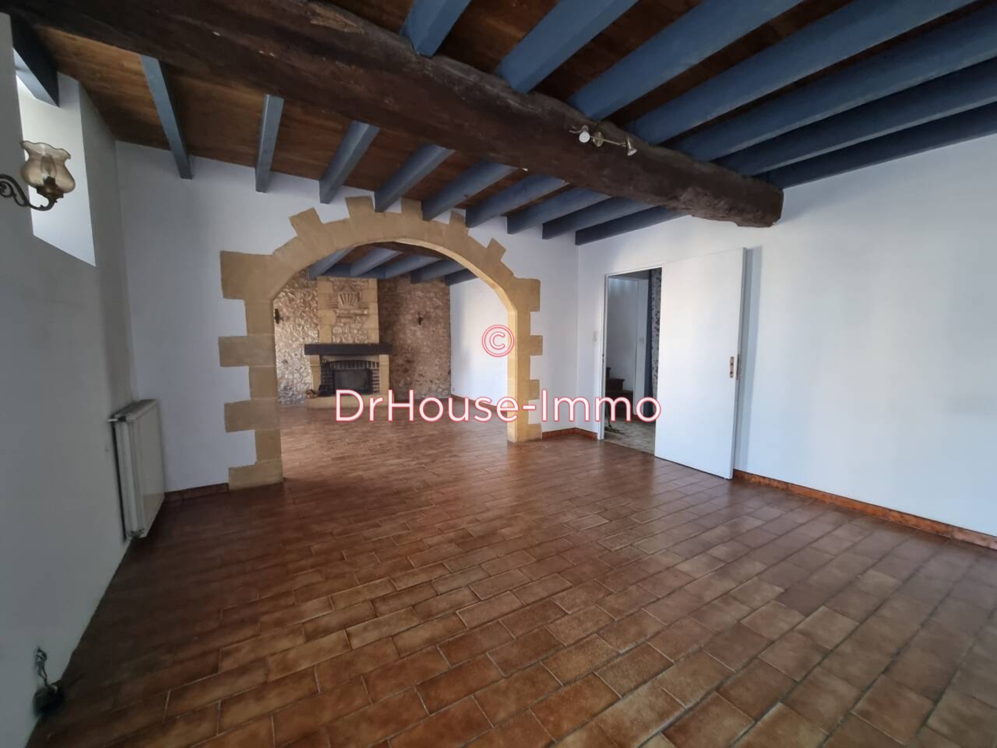 Maison 8 pièces de 364 m² - Faux (24560)