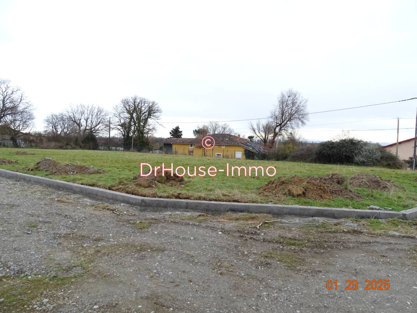 Terrain de 1 026 m² - Poucharramet (31370)