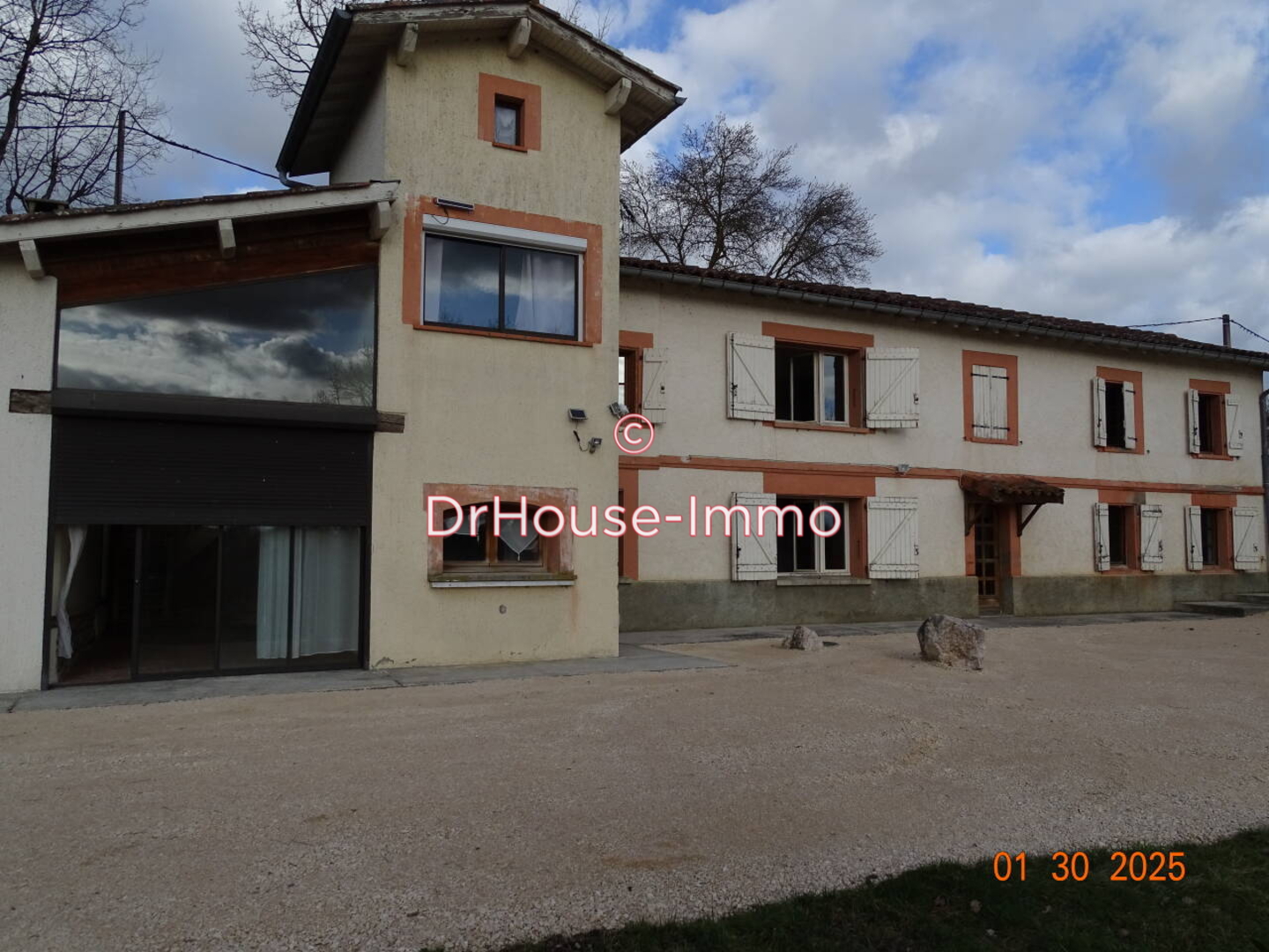 Maison 6 pièces de 180 m² - Poucharramet (31370)