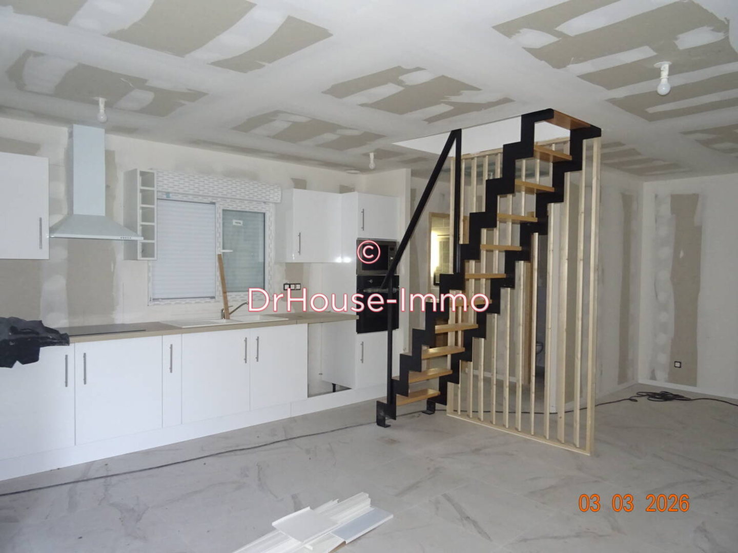 Maison 4 pièces de 69 m² - Saint-Savin (33920)