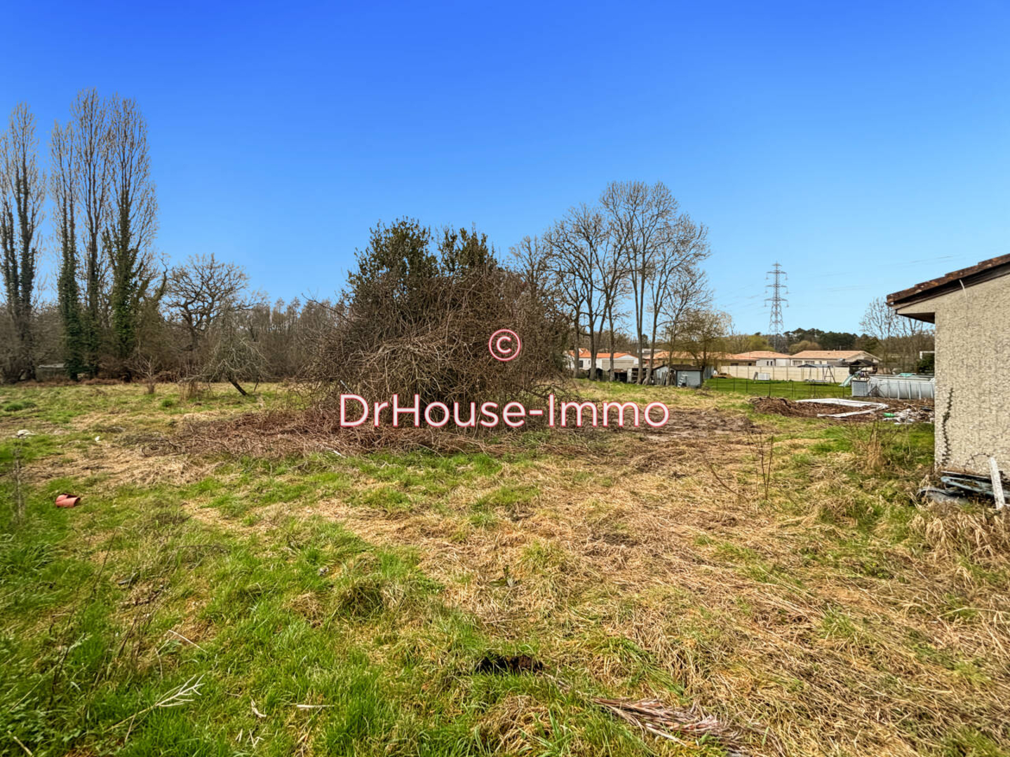 Maison 6 pièces de 120 m² - Gauriaguet (33240)