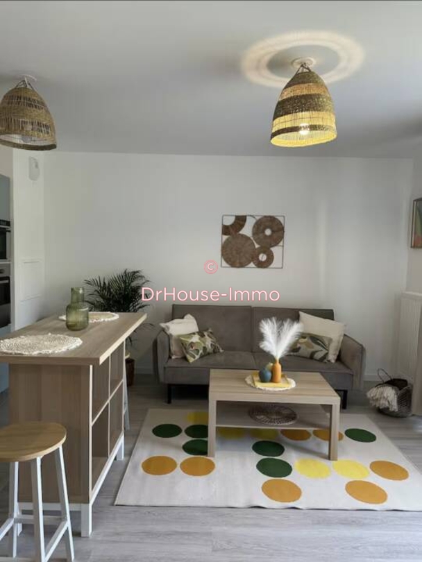 Appartement 2 pièces de 41 m² - Noisy-le-Grand (93160)