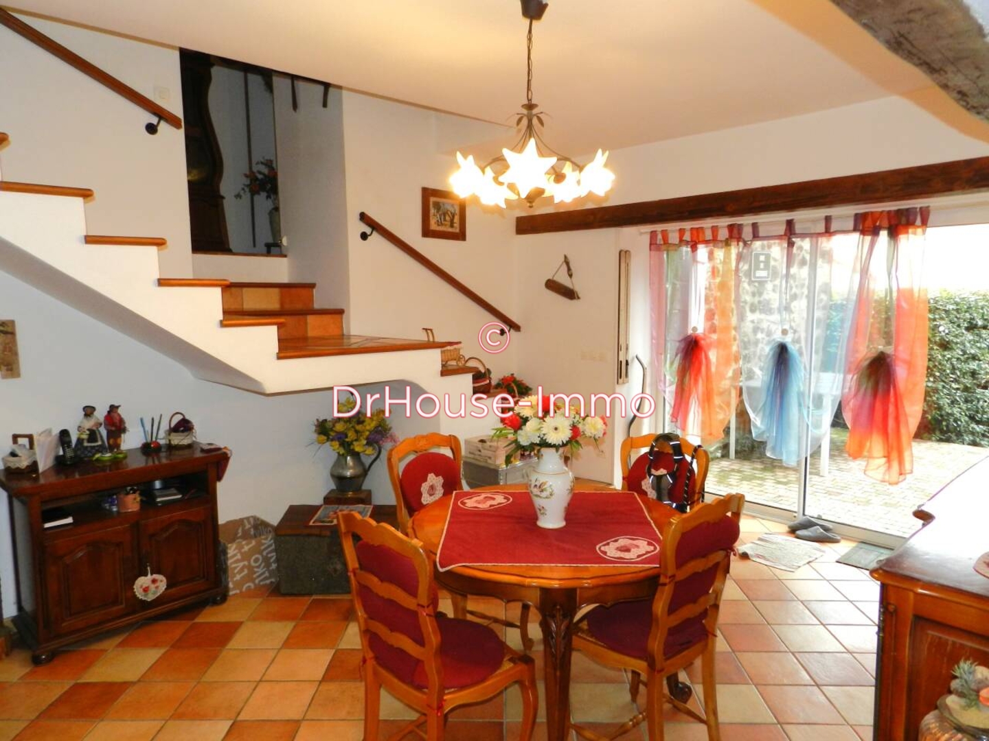 Maison 7 pièces de 163 m² - Thueyts (07330)