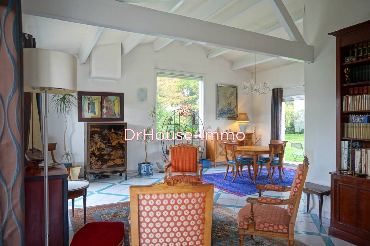 Maison 7 pièces de 195 m² - Puilboreau (17138)