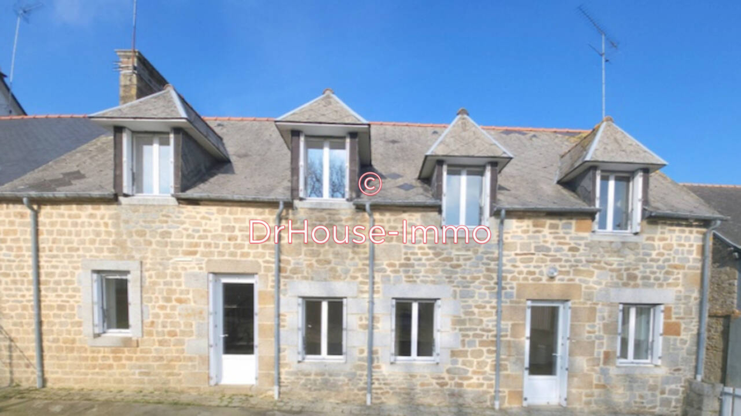 Maison 6 pièces de 156 m² - Louvigné-du-Désert (35420)