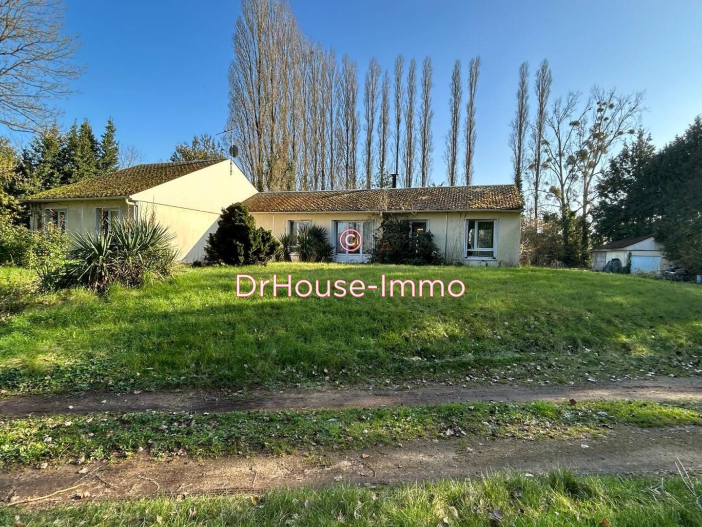 Maison 5 pièces de 136 m² - Saint-Ouen-en-Belin (72220)