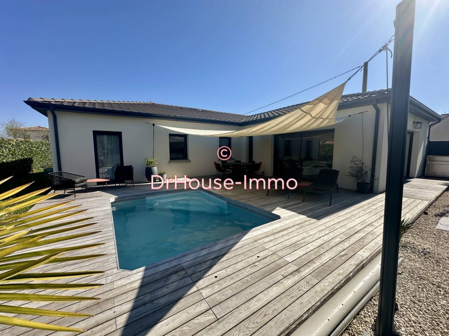 Maison 5 pièces de 138 m² - Saint-Marcel-lès-Valence (26320)