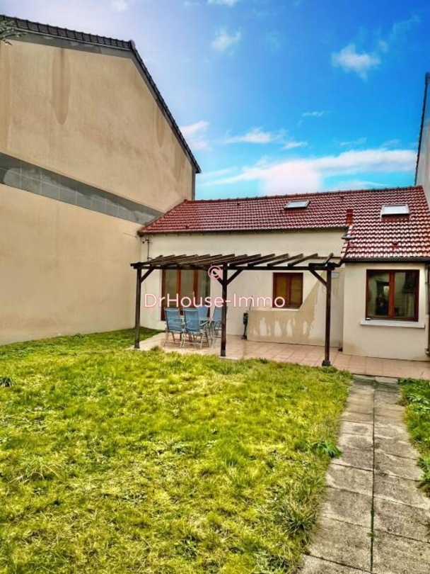 Maison 3 pièces de 91 m² - Drancy (93700)