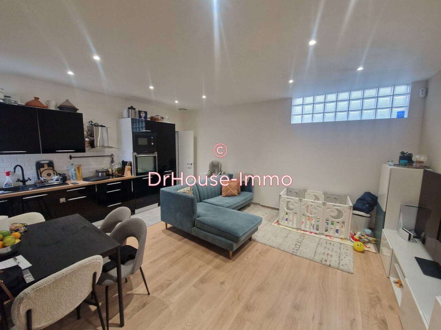 Maison 5 pièces de 150 m² - Créteil (94000)