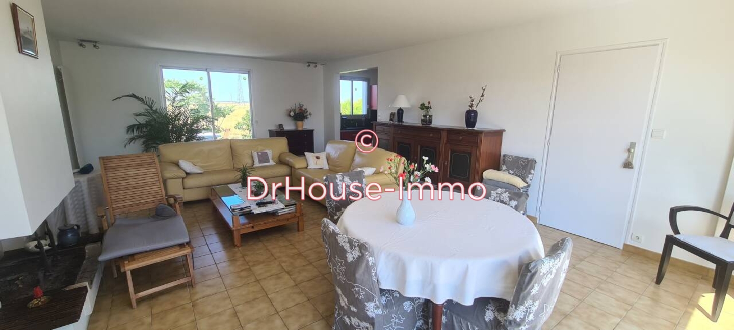 Maison 6 pièces de 133 m² - Champagné-les-Marais (85450)