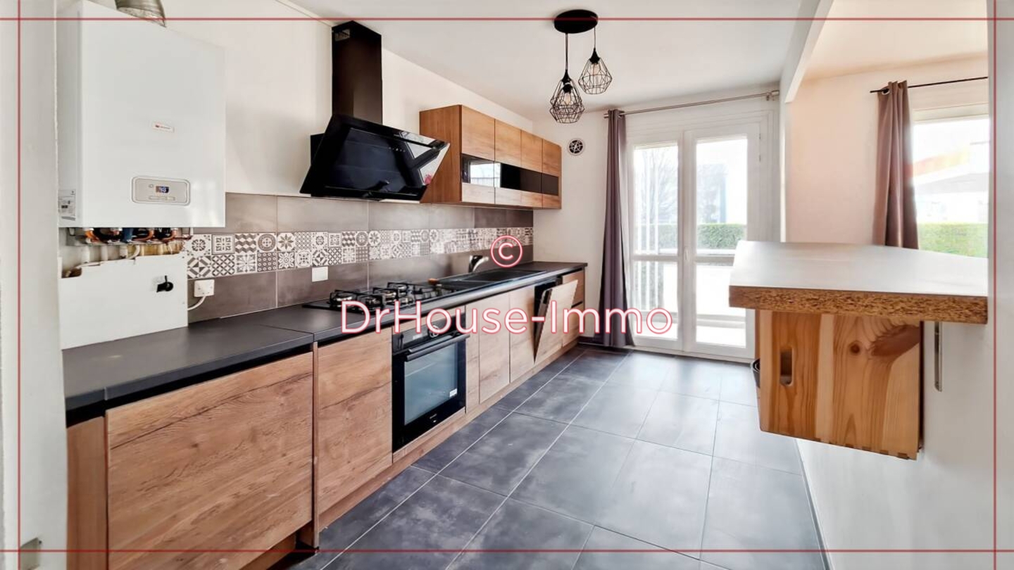 Appartement 3 pièces de 78 m² - Villefranche-sur-Saône (69400)