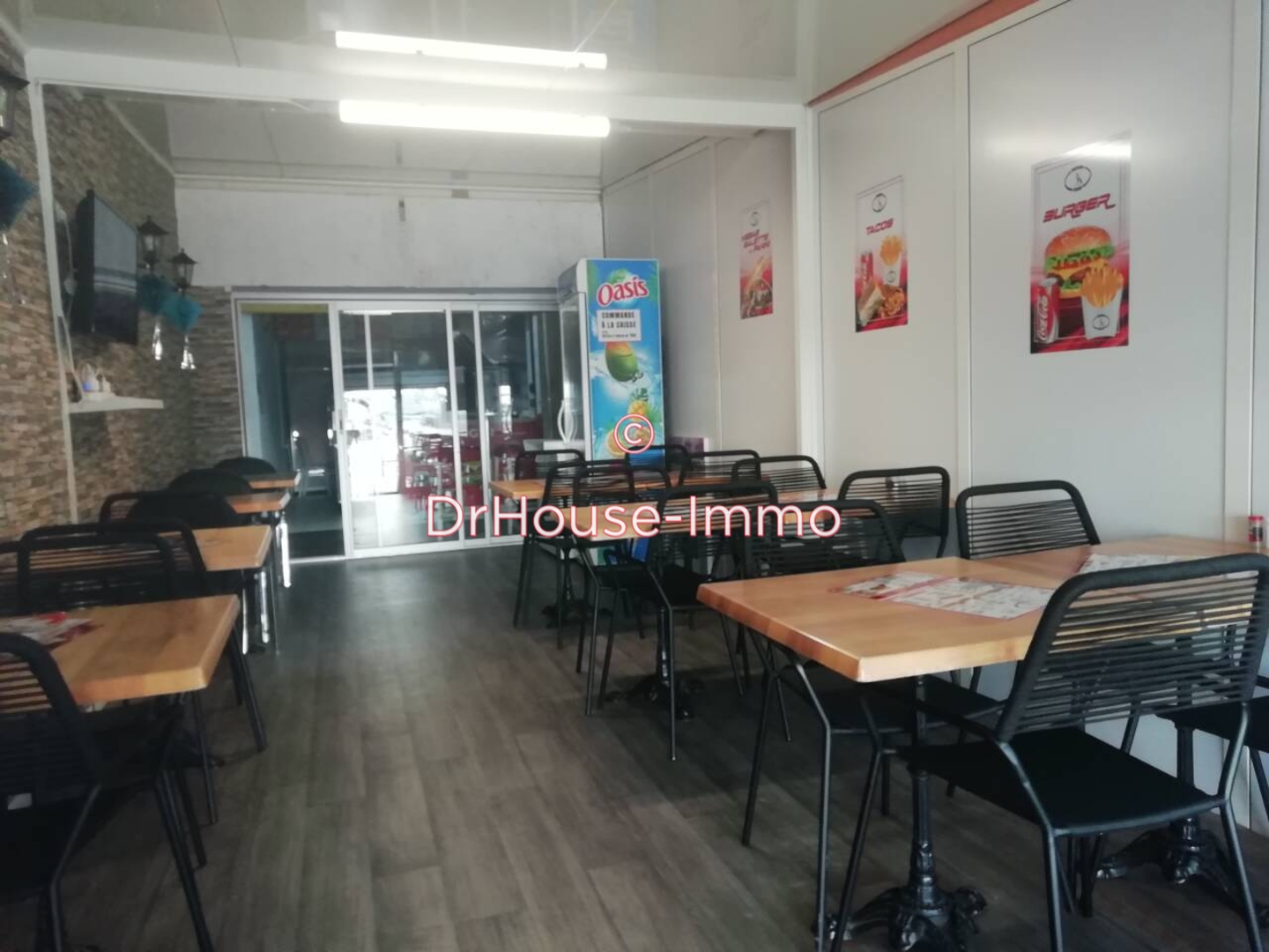 Commerce de 35 m² - Cap d'Agde (34300)