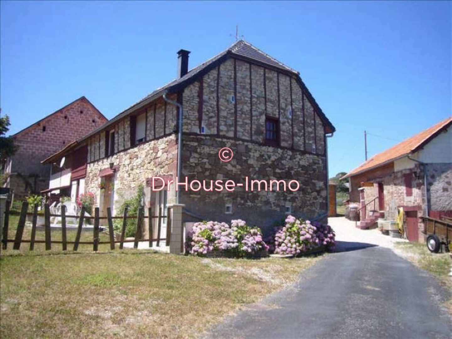 Maison 6 pièces de 155 m² - Cublac (19520)