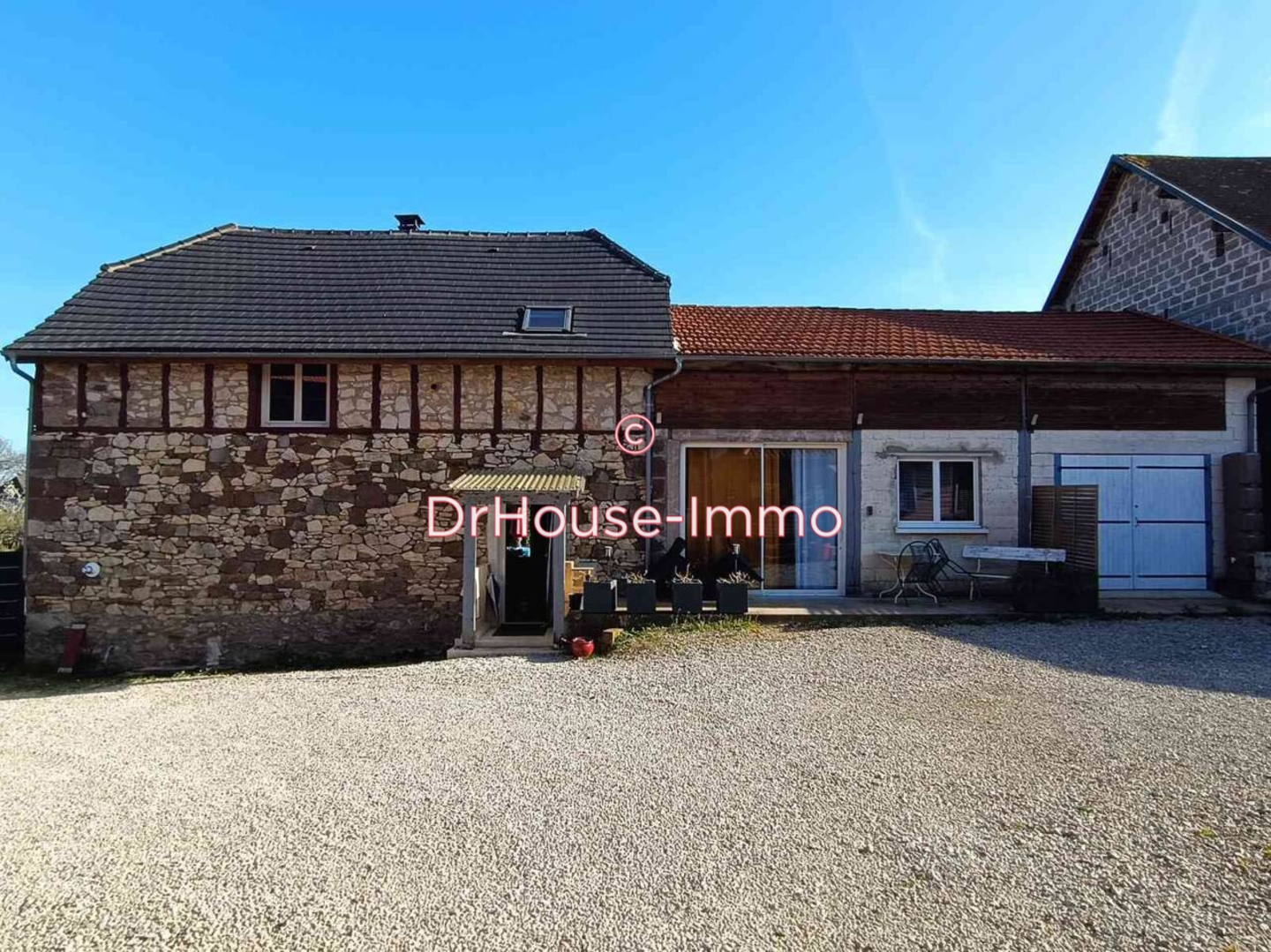 Maison 6 pièces de 155 m² - Cublac (19520)